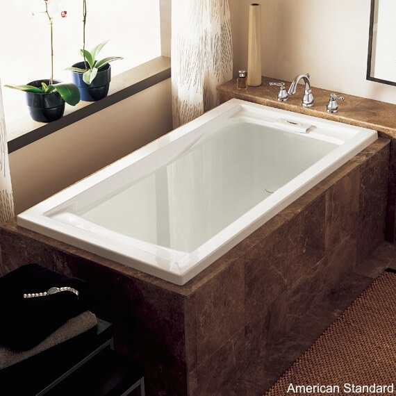 8 Soaker Tubs Designed for Small Bathrooms Small Bath Remodel